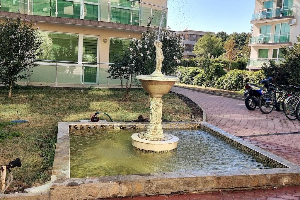 Уютен Апартамент Близо До Морето Igroeg Burgas Exterior foto