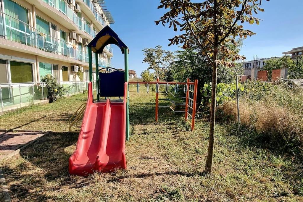 Уютен Апартамент Близо До Морето Igroeg Burgas Exterior foto